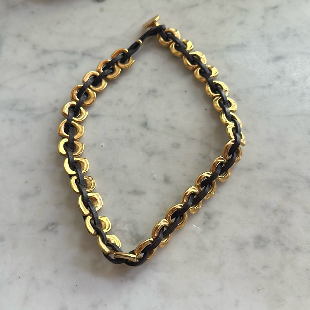 Uno de 50 gold and leather necklace